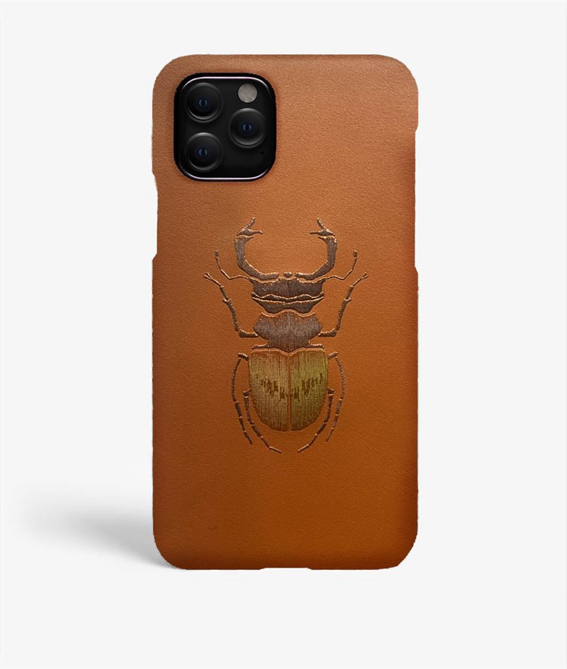 The Case Factory iPhone 11 Pro Skal Beetle Calf Cognac