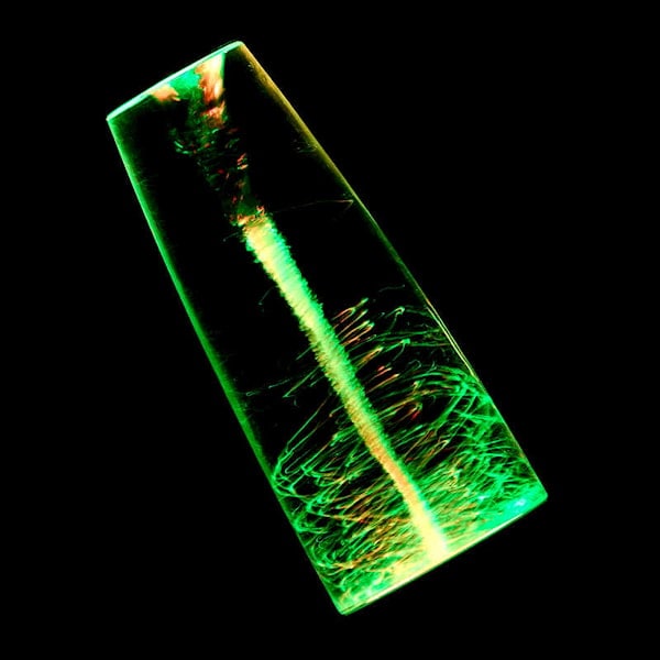 Lumez Tornado Lamp - Färgskiftande bordslampa
