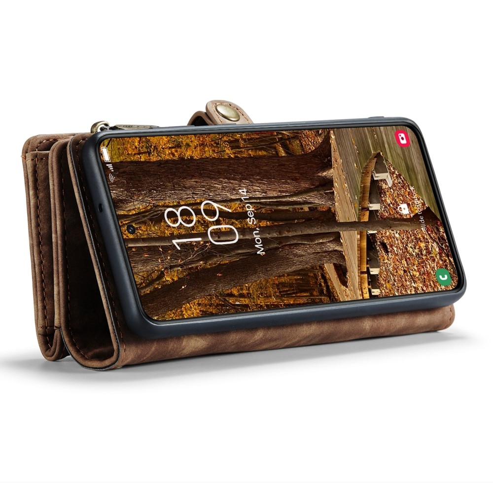 Samsung Galaxy S23 Rymligt plånboksfodral med många kortfack, brun