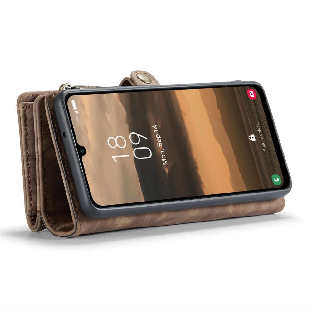 Samsung Galaxy A25 Rymligt plånboksfodral med många kortfack, brun