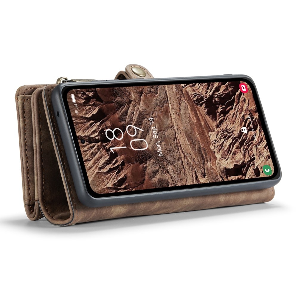 Samsung Galaxy A55 Rymligt plånboksfodral med många kortfack, brun