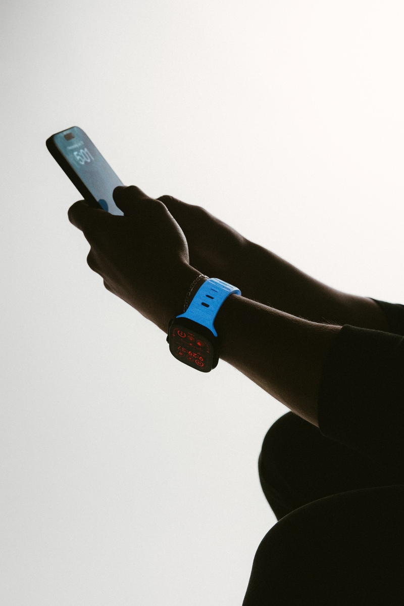 Apple Watch Series 7 45mm Armband - Sport Band Icy Blue Glow - Limited edition